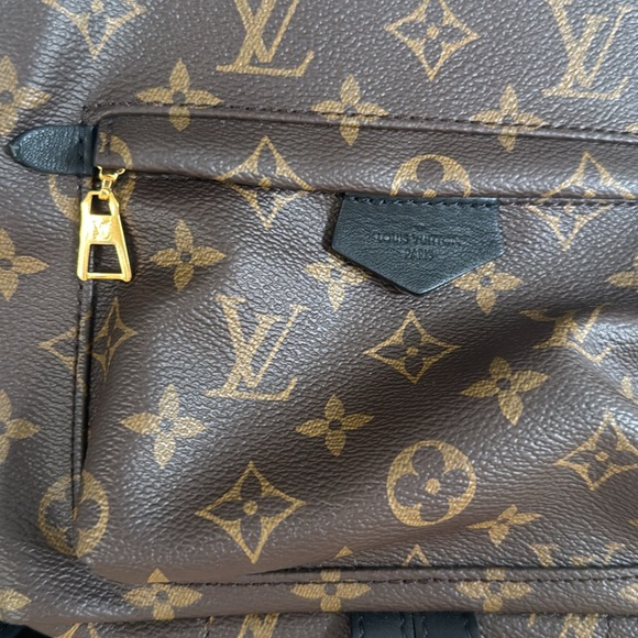 AUTHENTIC LOUIS VUITTON PALM SPRINGS PM BACKPACK w/ RECEIPT - Picture 4 of 15